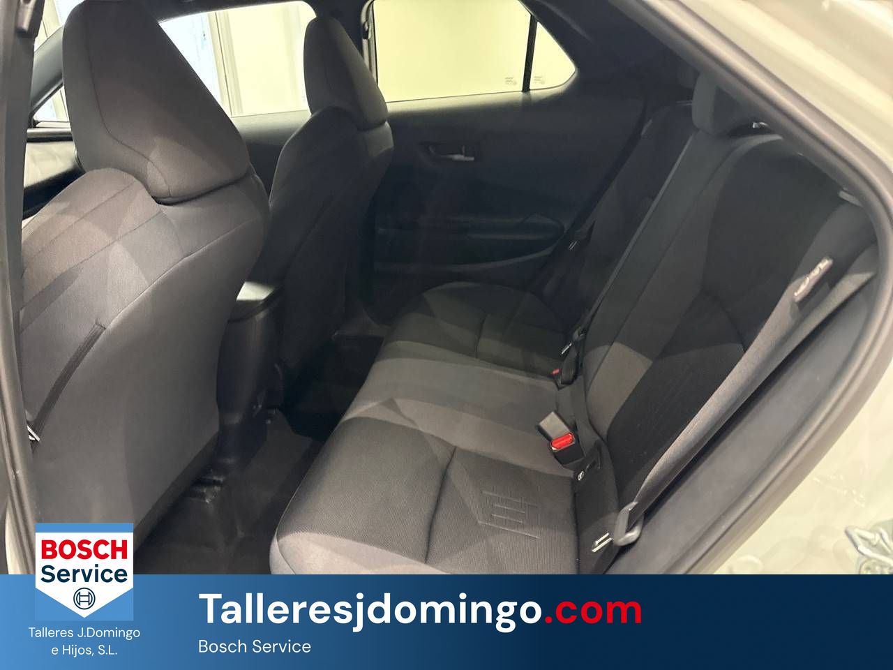 Toyota C-HR  2.0 200H Premiere Edition - Foto 11