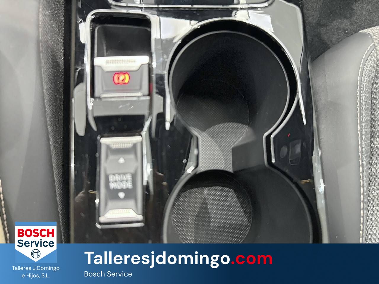 Peugeot 2008   Puretech 130 S&S EAT8 Allure - Foto 21