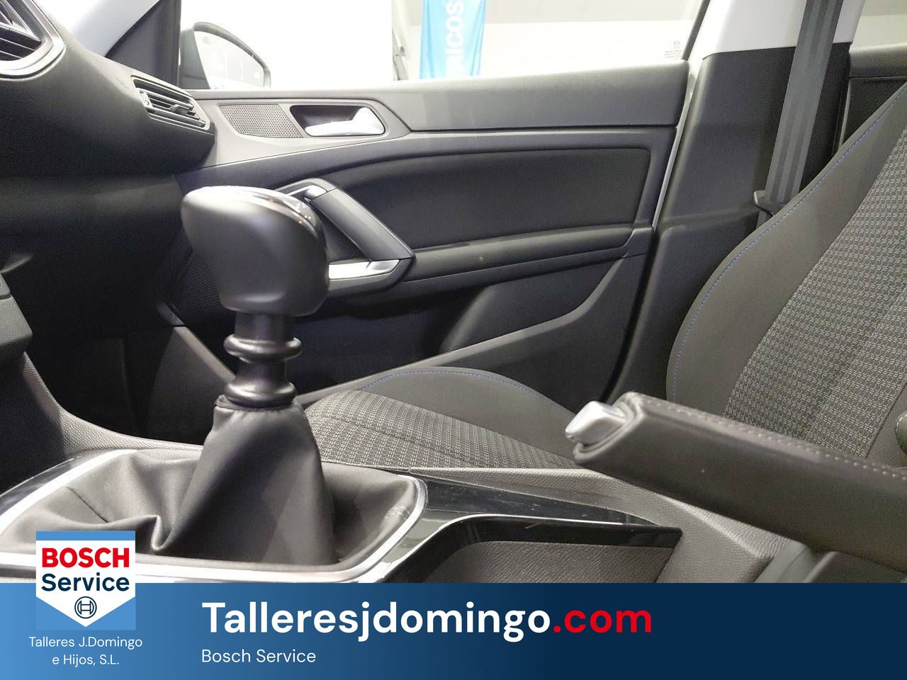 Peugeot 308  5p  BlueHDi 130 S&S Style - Foto 17