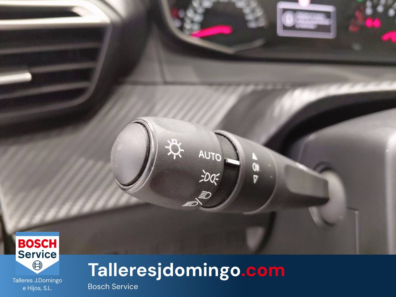 Peugeot 208   Gasolina 100 S&S 6 Vel MAN Style - Foto 22