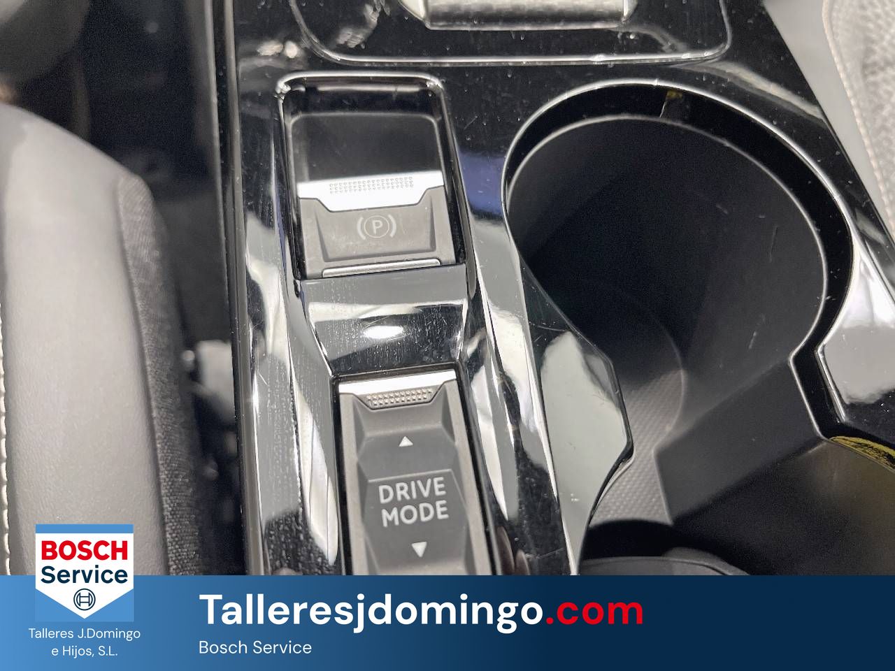 Peugeot 2008  N2008  Hybrid 136 eDCS6 Allure - Foto 23