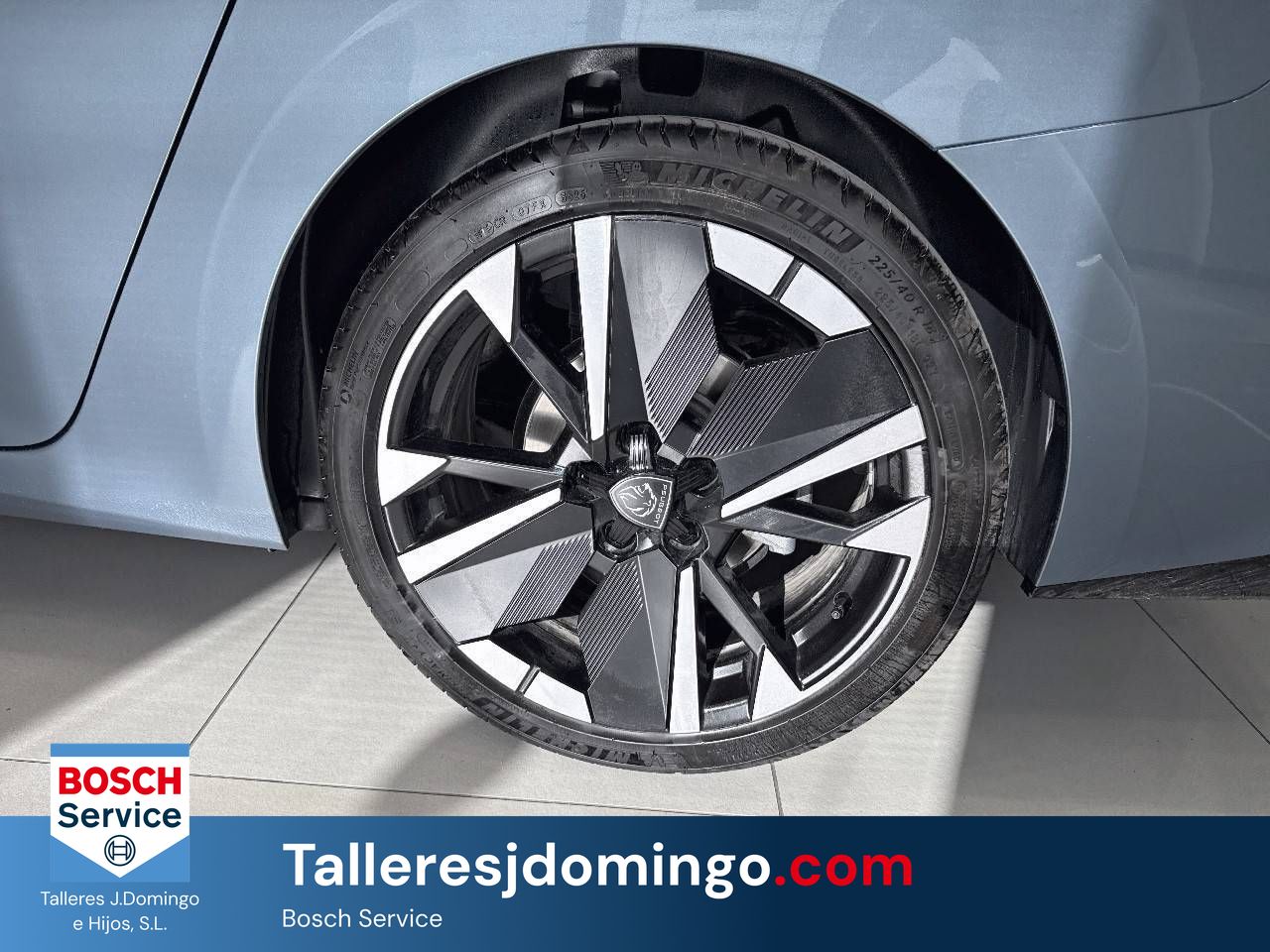 Peugeot 308  SW  Hybrid 145 e-DCS6 GT - Foto 12