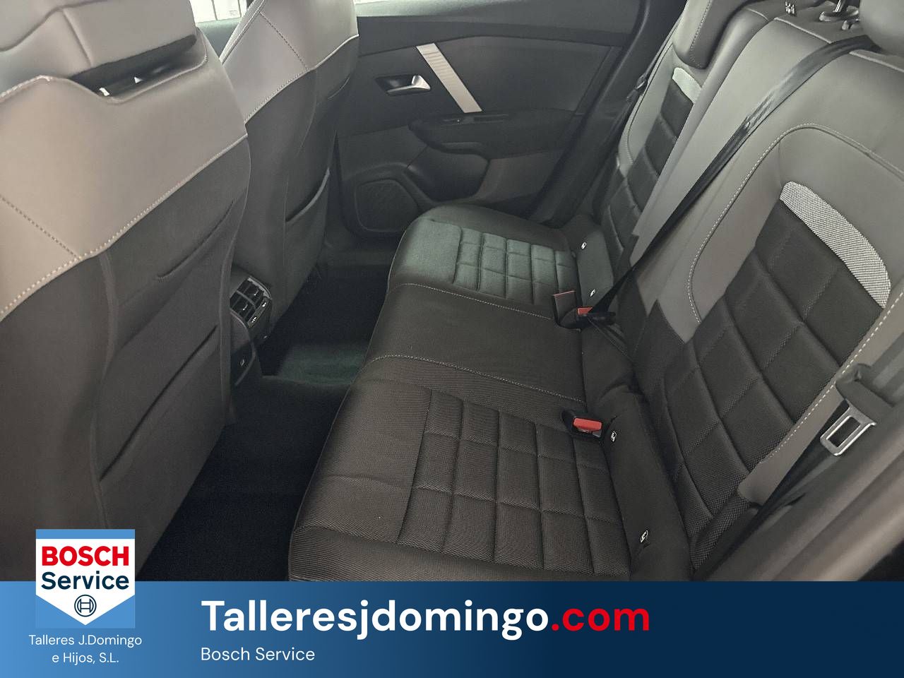 Citroën C4  Hybrid 136 e-DCS6 Plus - Foto 11