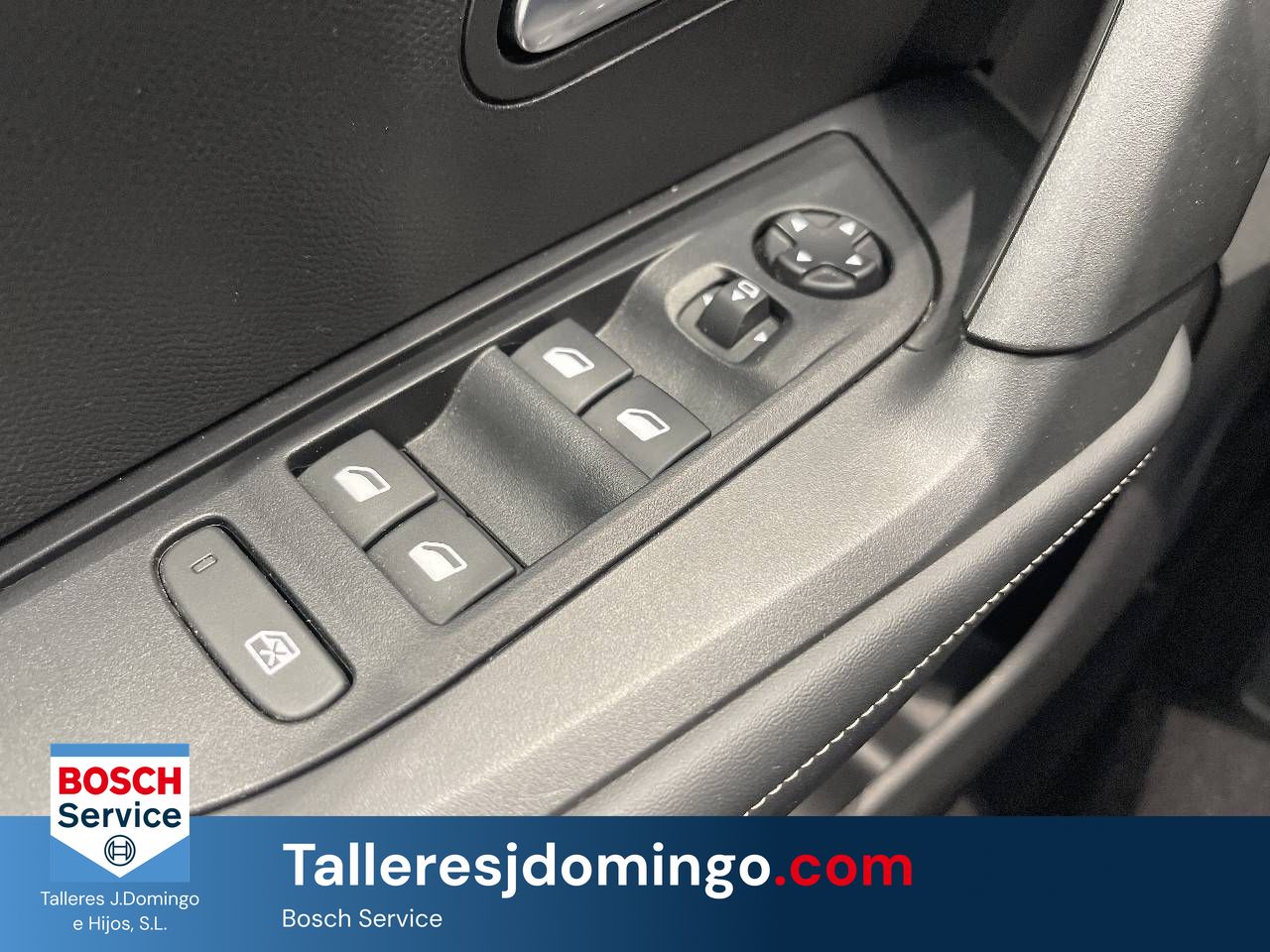 Peugeot 2008   Gasolina 100 S&S 6 Vel. MAN Allure - Foto 13