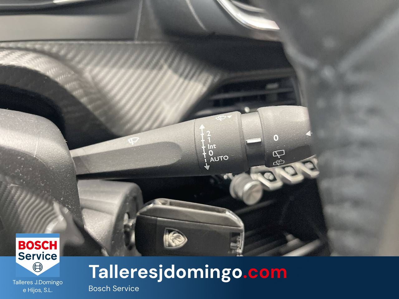 Peugeot 2008   Gasolina 100 S&S 6 Vel. MAN Allure - Foto 16