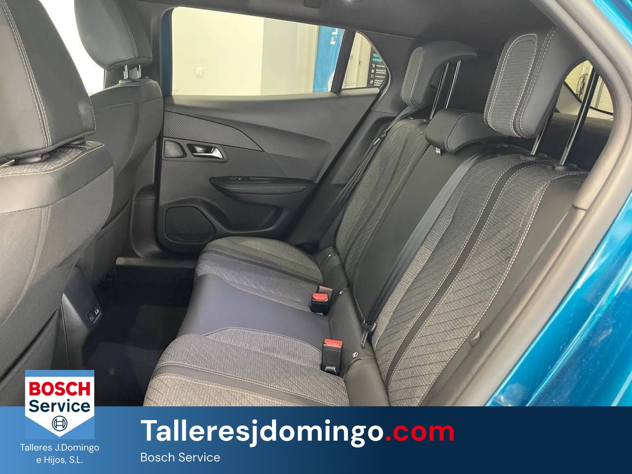 Peugeot 2008   Gasolina 100 S&S 6 Vel. MAN Allure - Foto 11