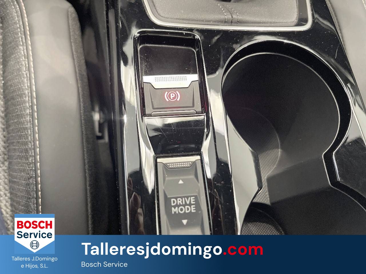 Peugeot 2008   Gasolina 100 S&S 6 Vel. MAN Allure - Foto 20