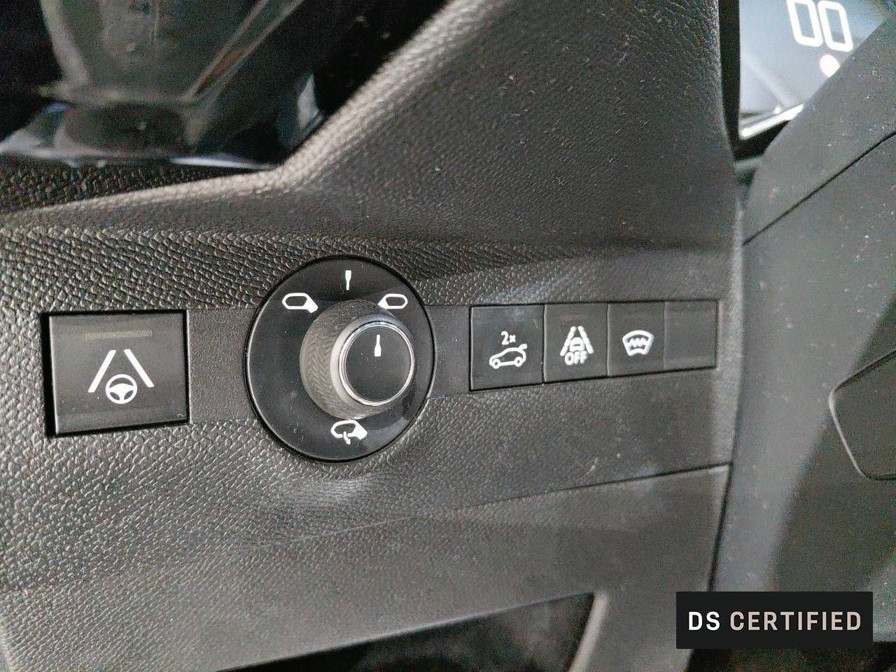 DS DS 7  BlueHDi 132kW (180CV) Auto. Grand Chic - Foto 17