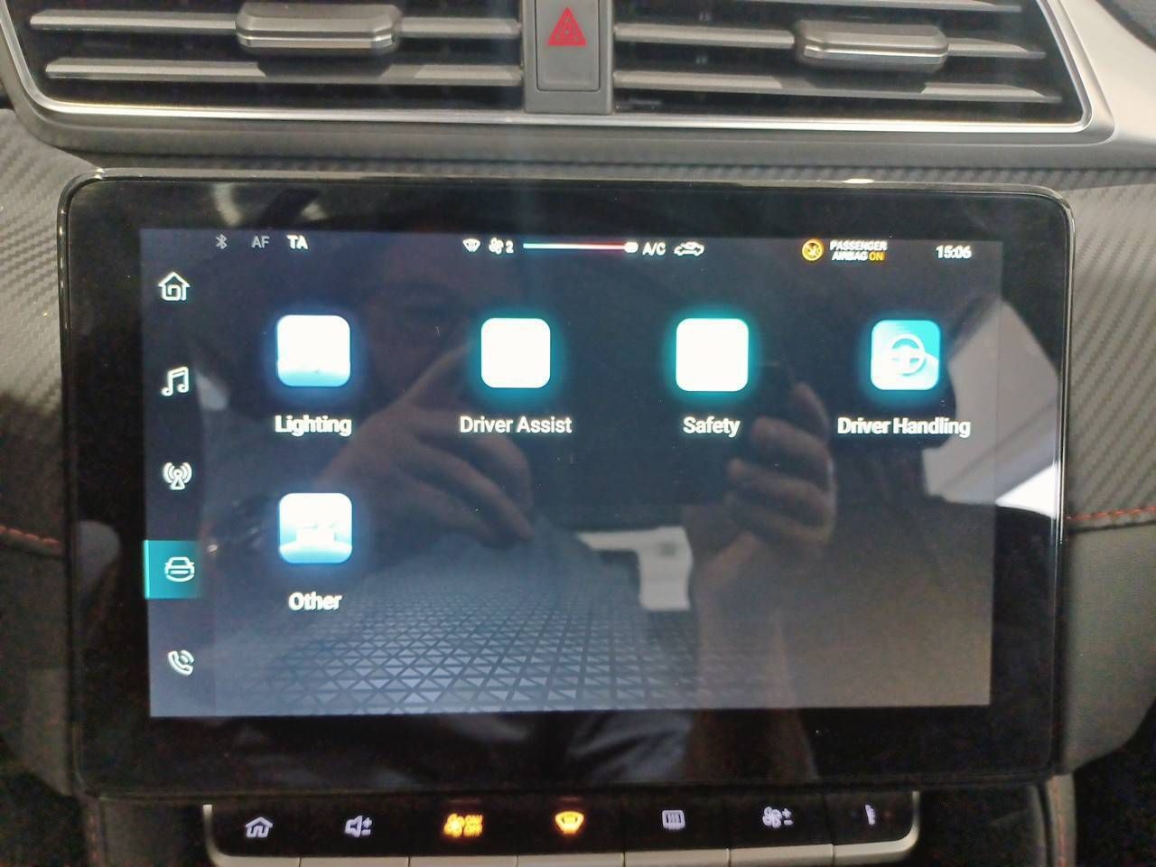 MG ZS  1.5 Comfort - Foto 19