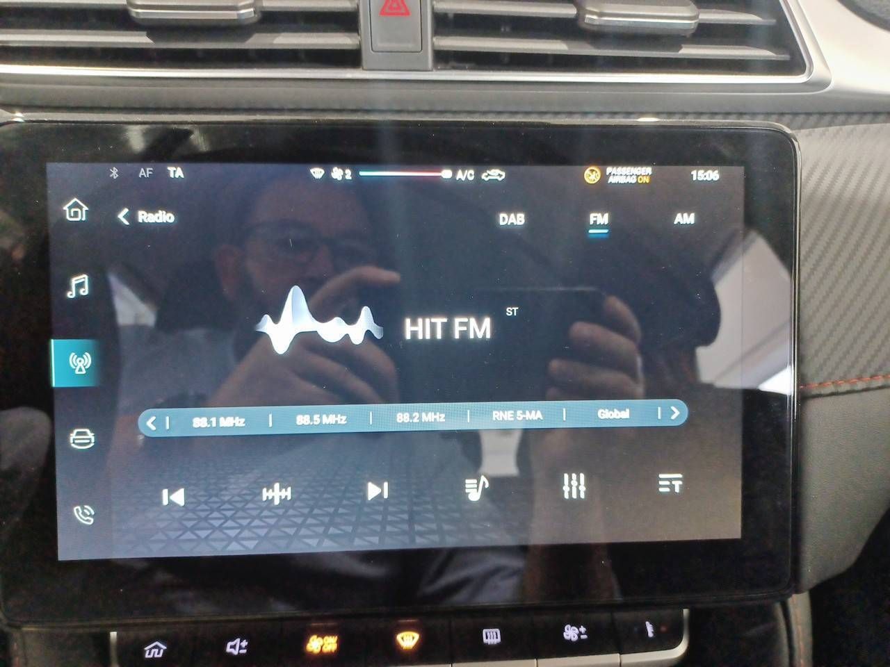 MG ZS  1.5 Comfort - Foto 18