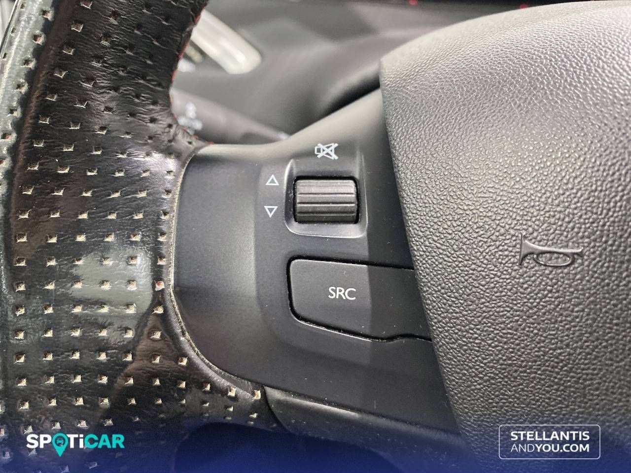 Peugeot 2008   PureTech 110 S&S 6 Vel. MAN GT Line - Foto 24