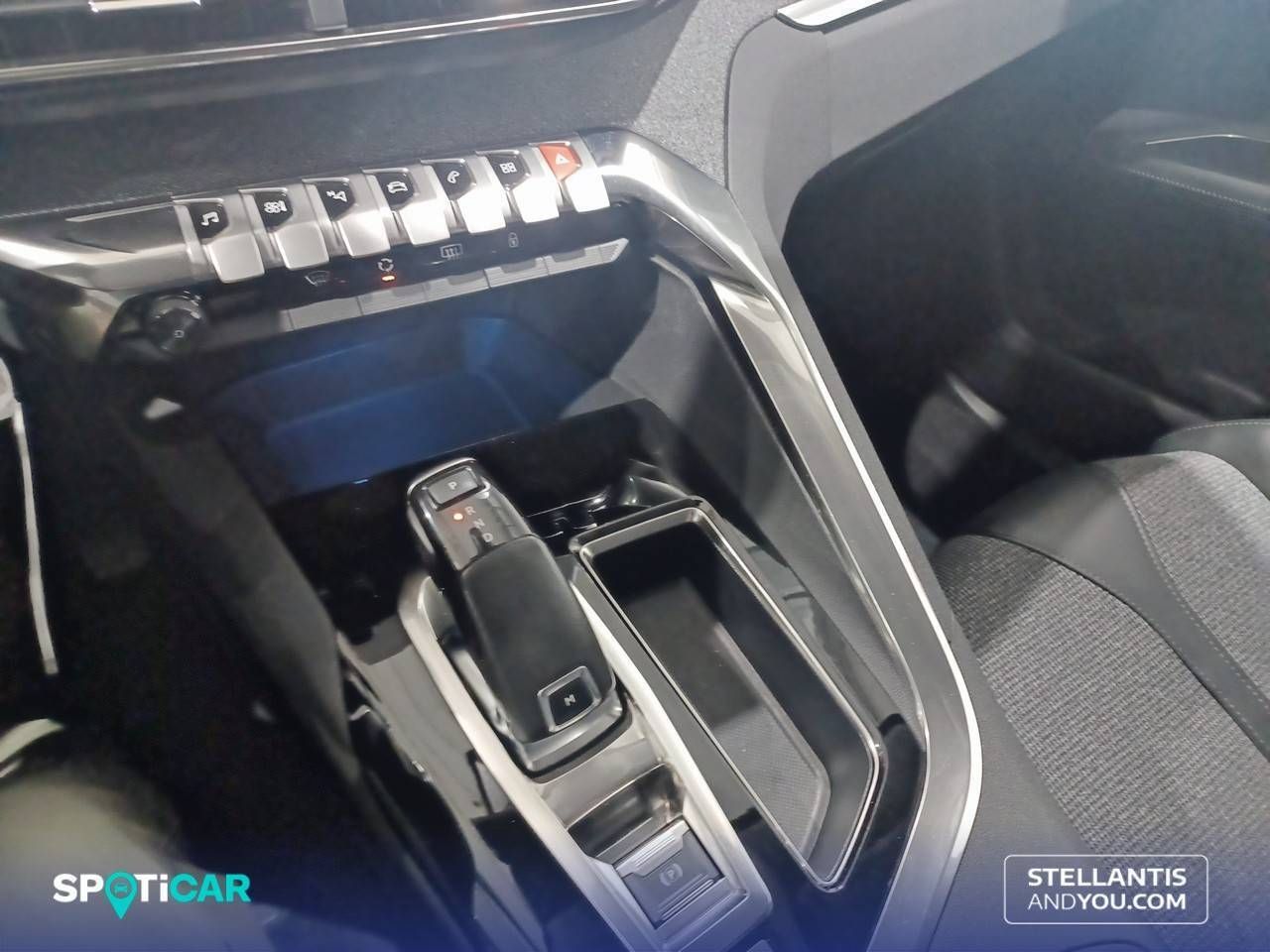 Peugeot 3008  1.5 BlueHDi 96kW (130CV) S&S  EAT8 Allure - Foto 25