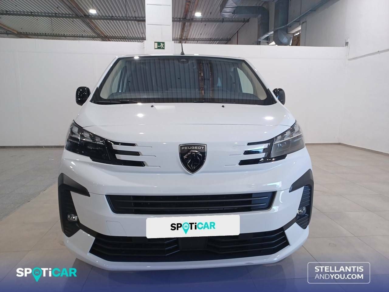 Peugeot Expert eExpert 3 eExpert Furgón 100kW Batería 75kWh Std - - Foto 3