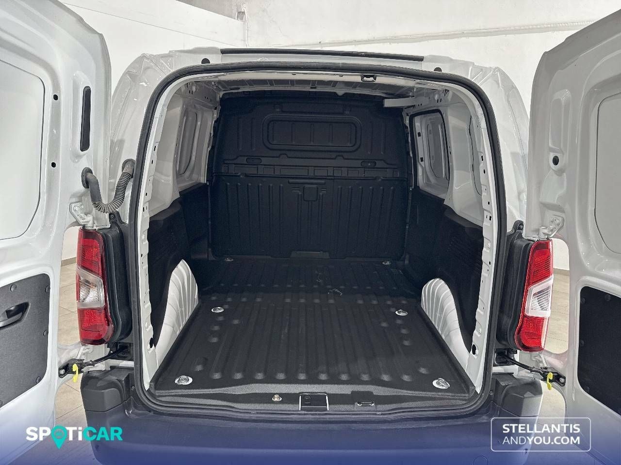 Toyota Proace City  Van 1.5D 75kW (100CV)  L1 GX Plus - Foto 7