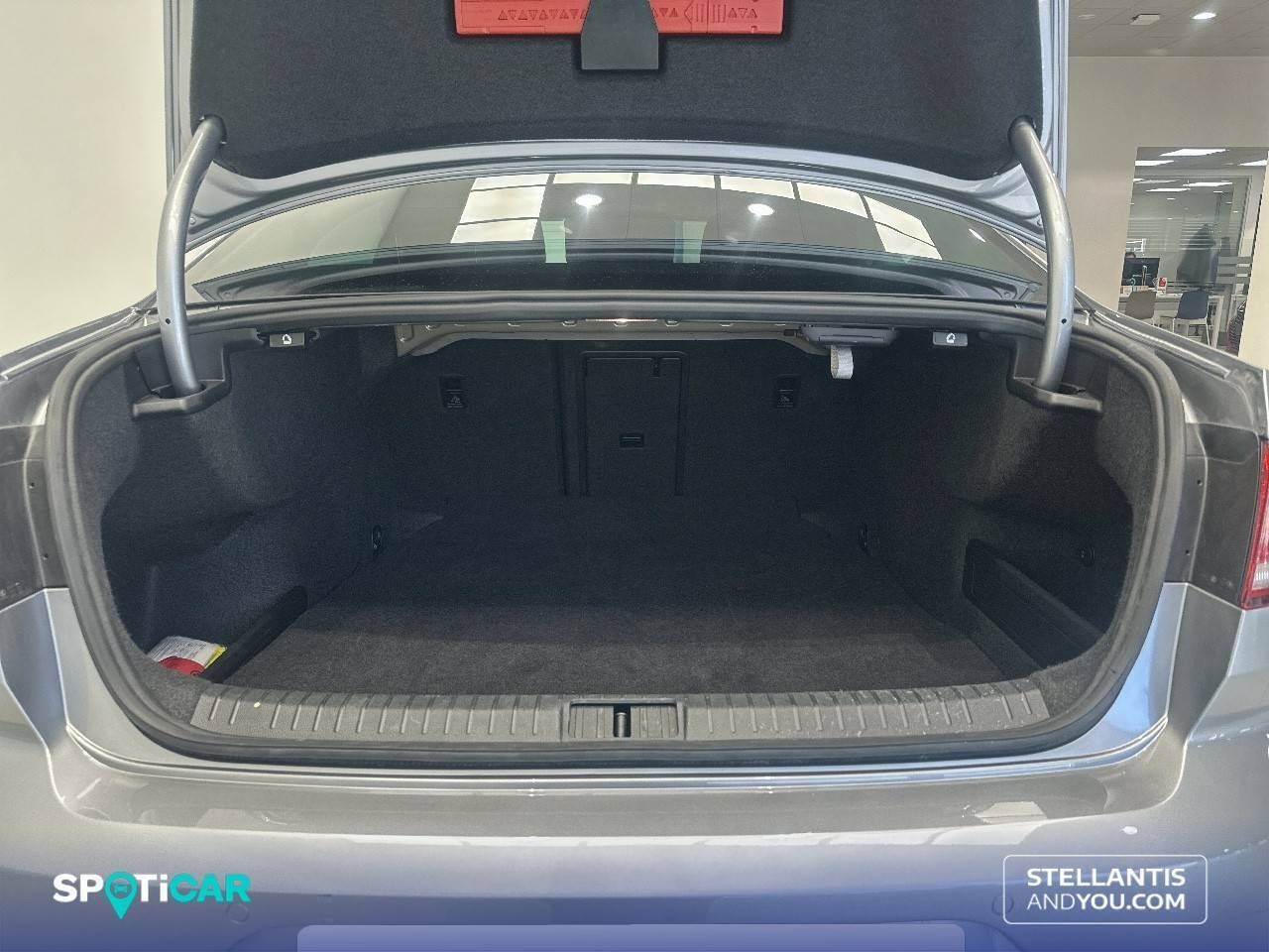 Volkswagen Passat   2.0 TDI 110kW (150CV) DSG Advance - Foto 7