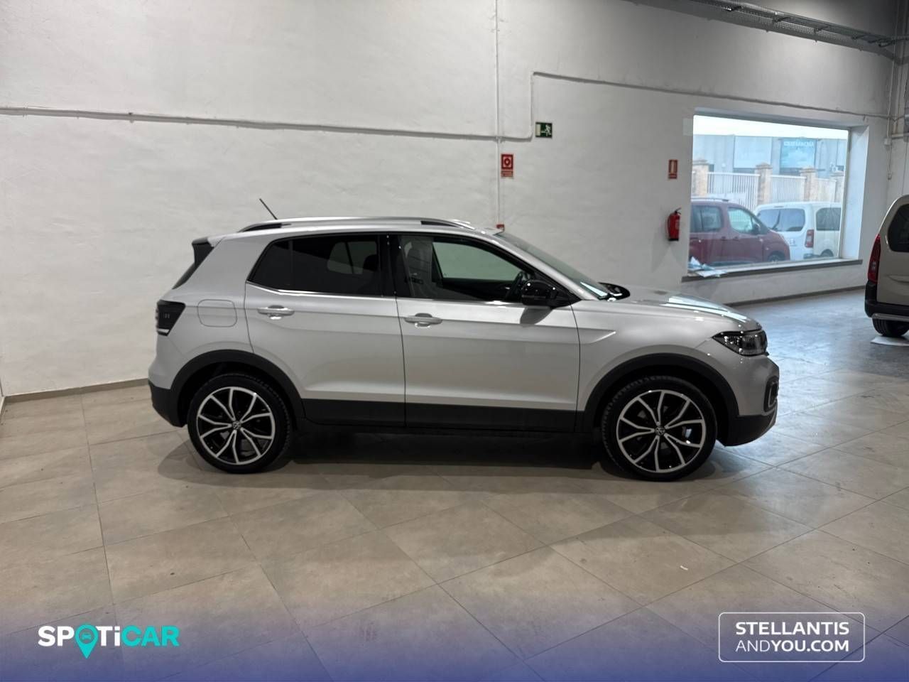 Volkswagen T-Cross   1.0 TSI 81kW (110CV) DSG Sport - Foto 5