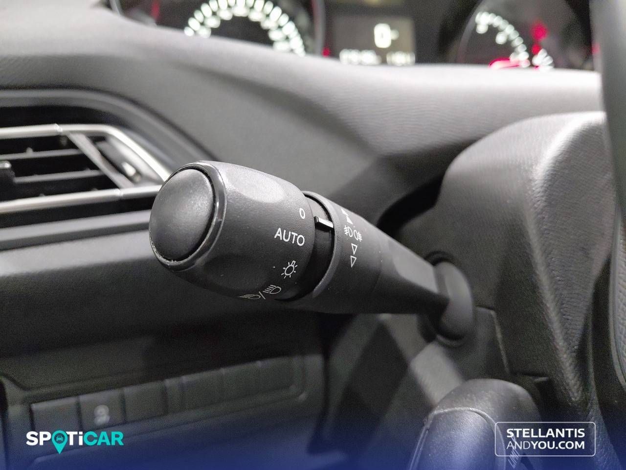 Peugeot 308  5p  1.6 BlueHDi 73KW (100CV) Active - Foto 20