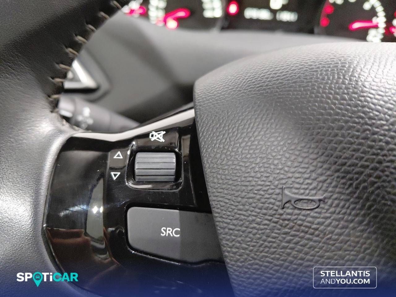 Peugeot 308  5p  1.6 BlueHDi 73KW (100CV) Active - Foto 16