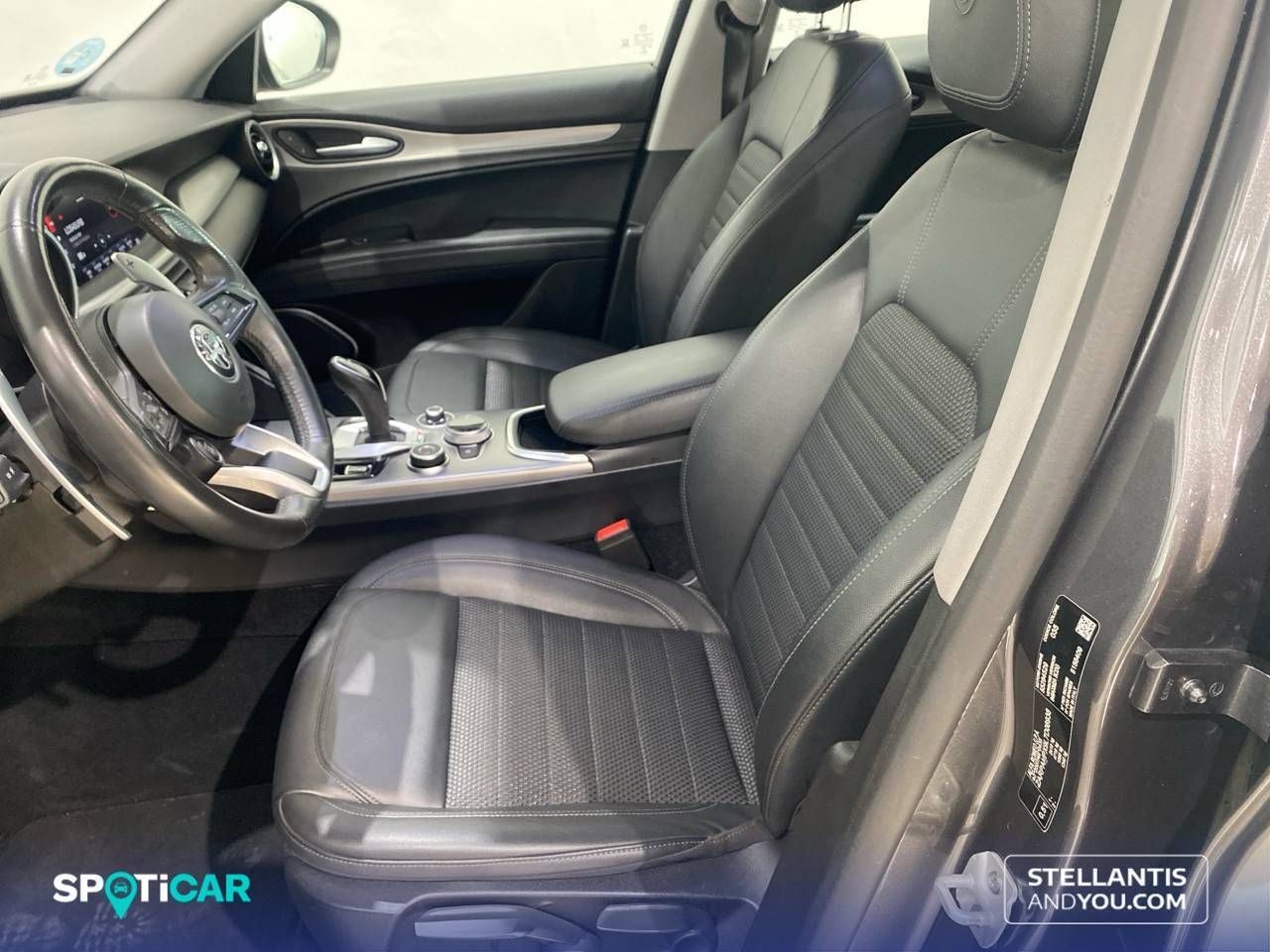 Alfa Romeo Stelvio  2.2 Diésel 140kW (190CV)  Q4 Sprint - Foto 10