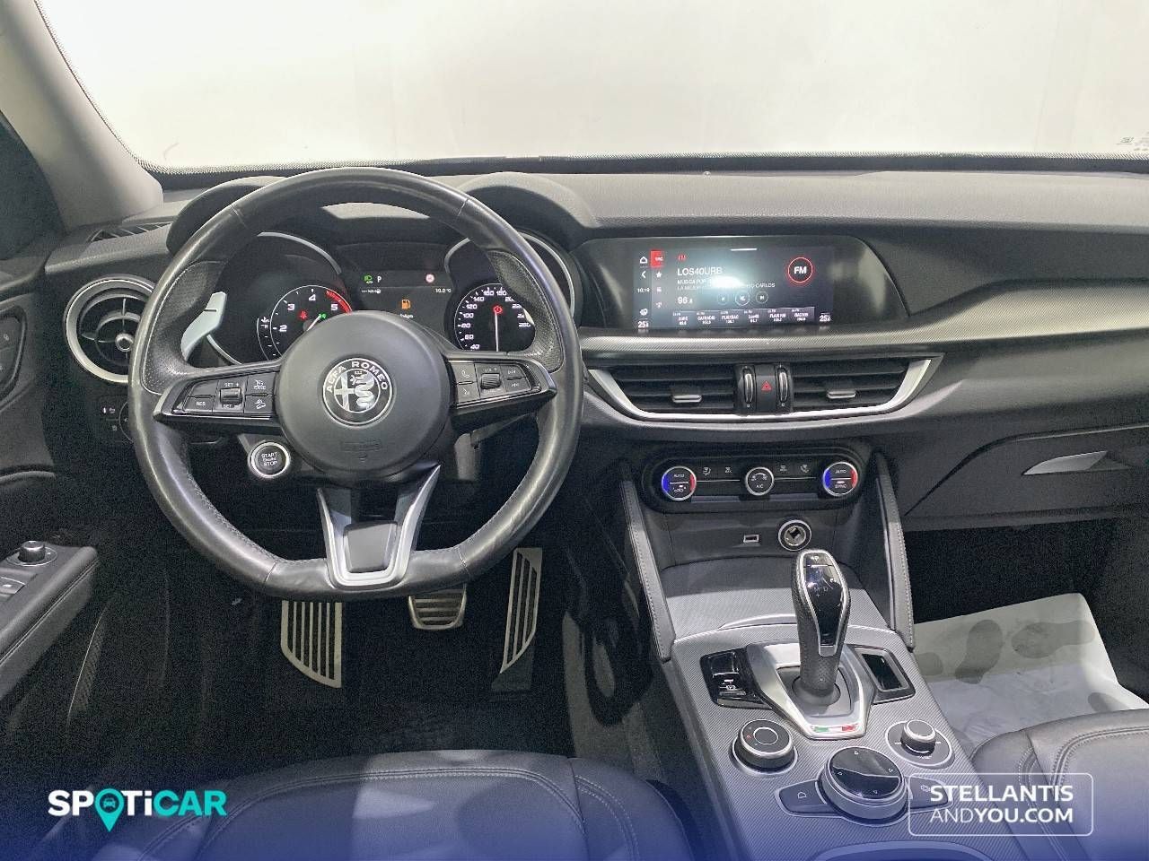 Alfa Romeo Stelvio  2.2 Diésel 140kW (190CV)  Q4 Sprint - Foto 9