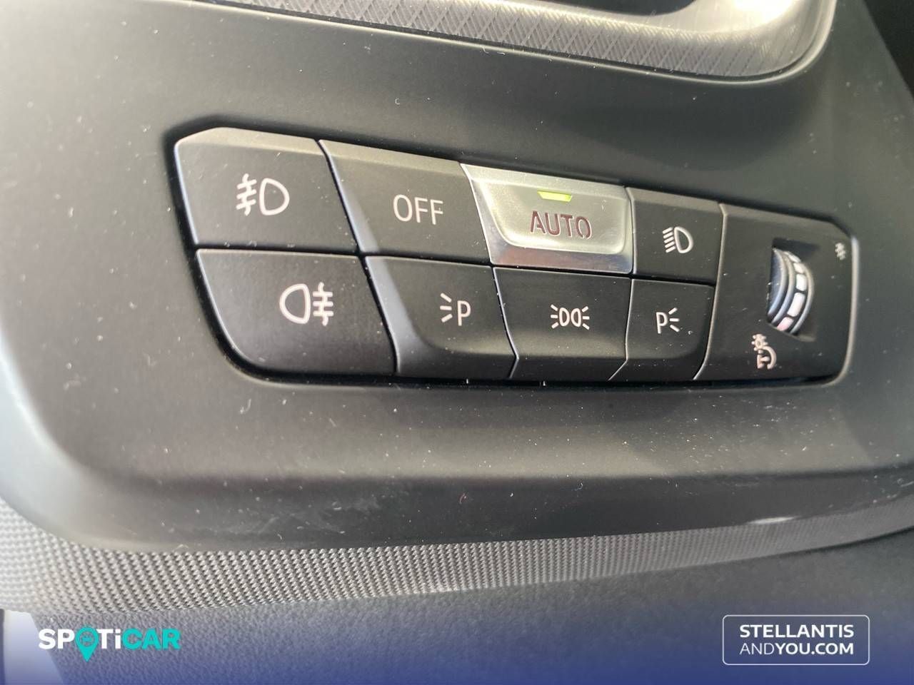 BMW Serie 1  118d  Auto. Business - Foto 14