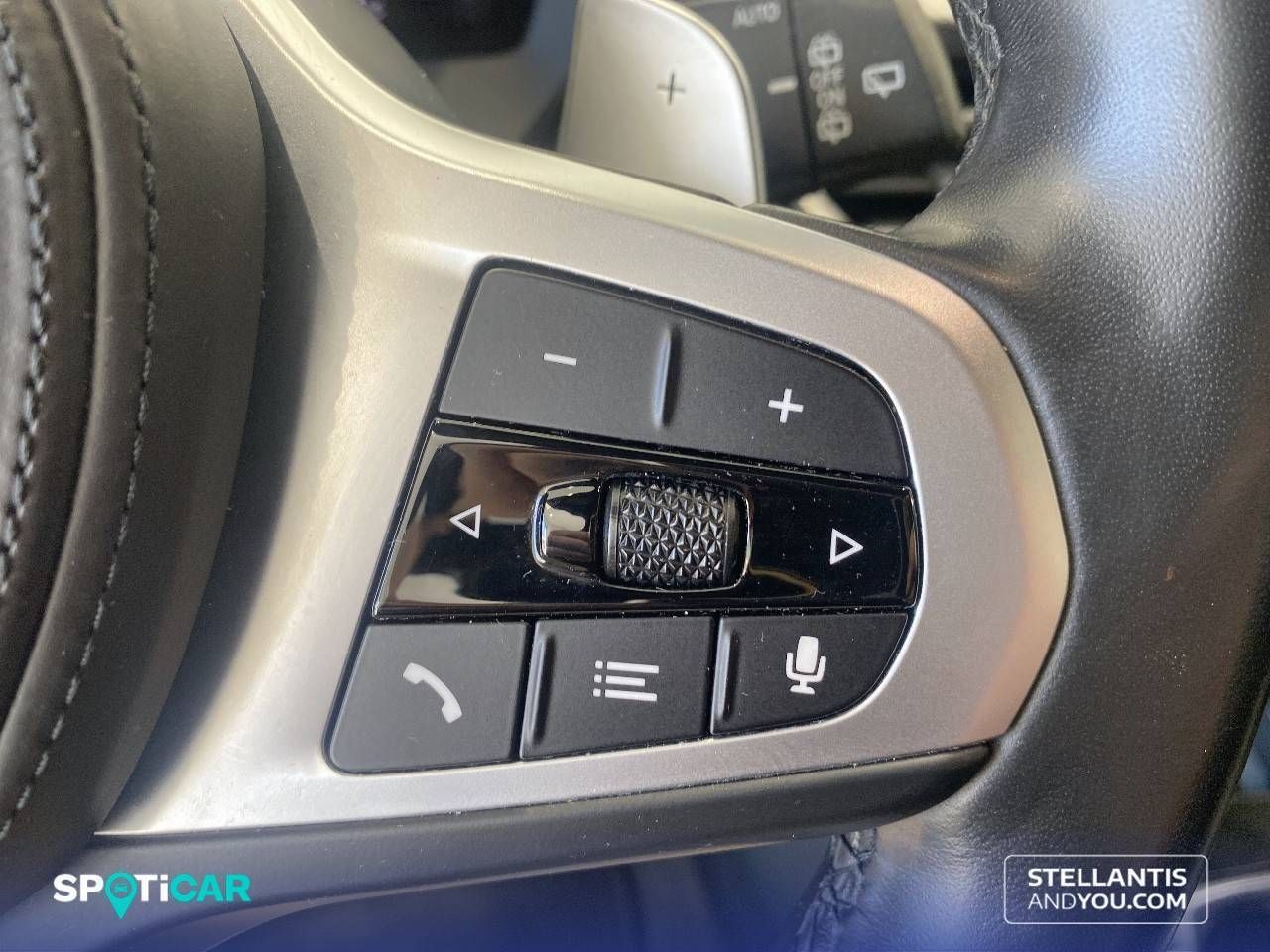 BMW Serie 1  118d  Auto. Business - Foto 24