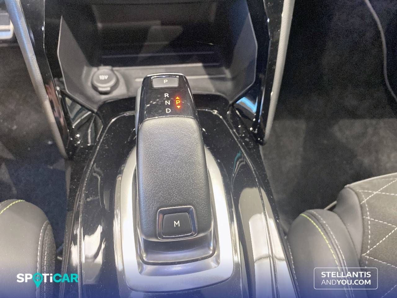 Peugeot 208  PureTech 73kW (100CV) EAT8 GT Pack - Foto 15