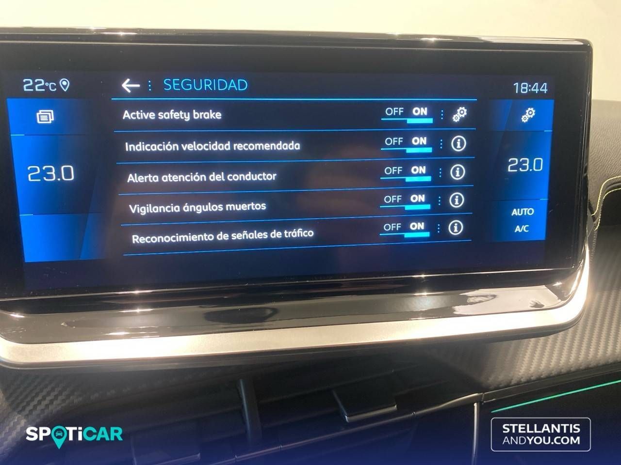 Peugeot 208  PureTech 73kW (100CV) EAT8 GT Pack - Foto 24