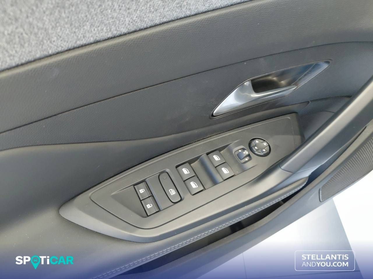 Peugeot 308  5P  BlueHDi 130 S&S EAT8 Allure - Foto 13