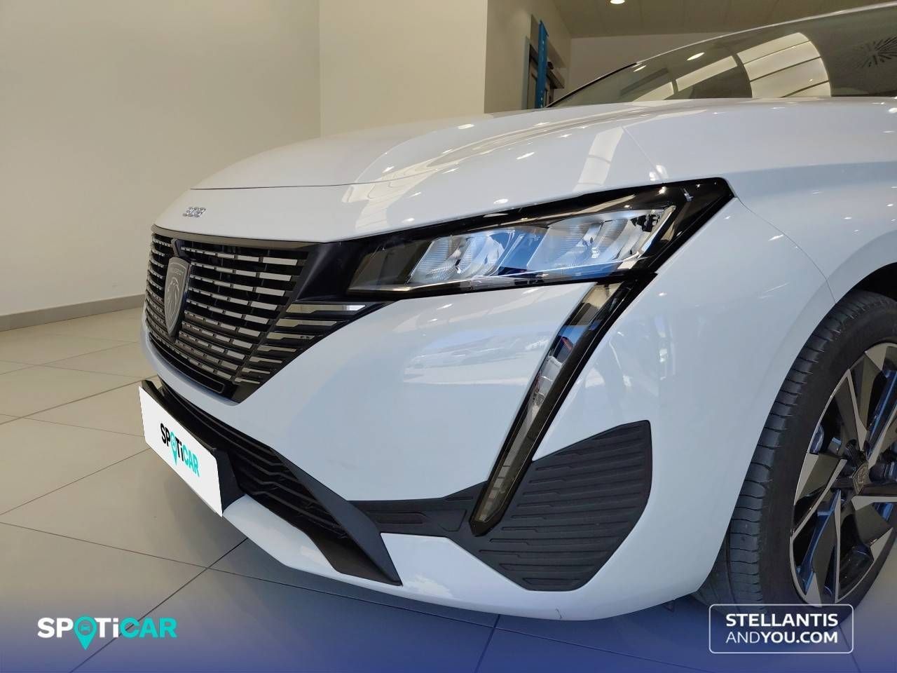 Peugeot 308  5P  BlueHDi 130 S&S EAT8 Allure - Foto 21