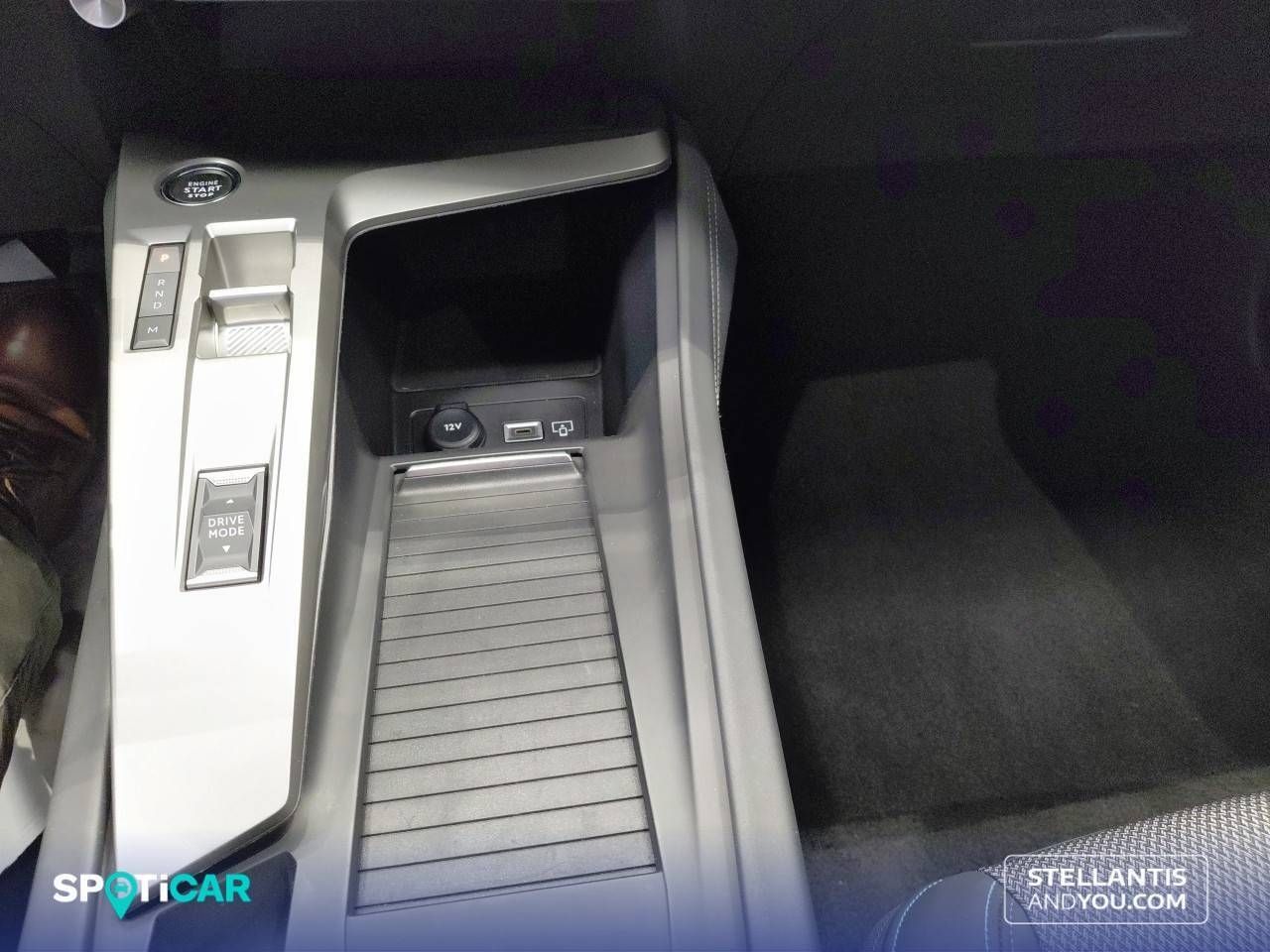 Peugeot 308  5P  BlueHDi 130 S&S EAT8 Allure - Foto 17