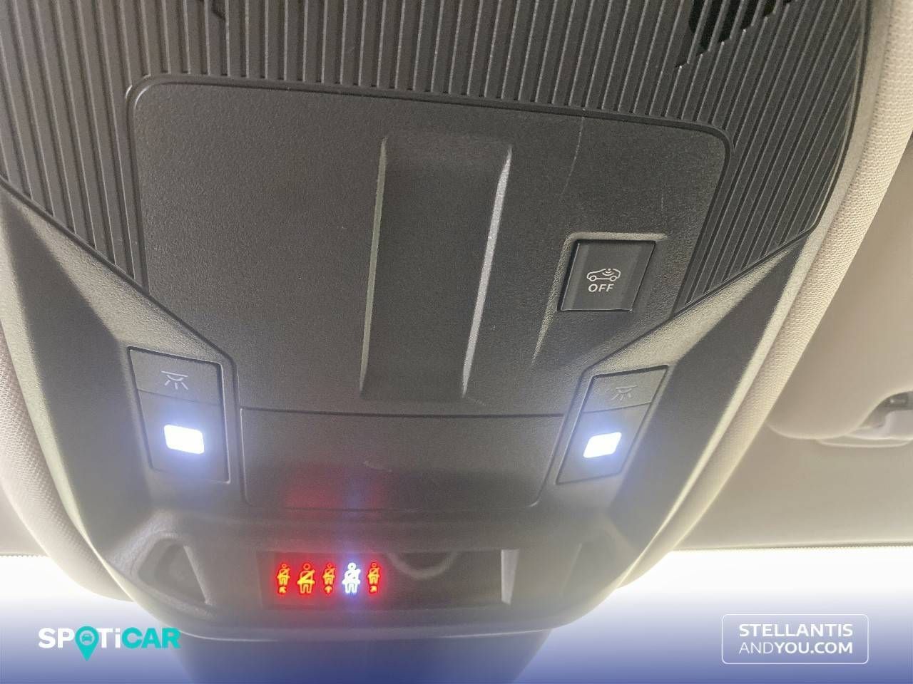 Peugeot 308  5P  PureTech 130 S&S MAN Allure - Foto 26