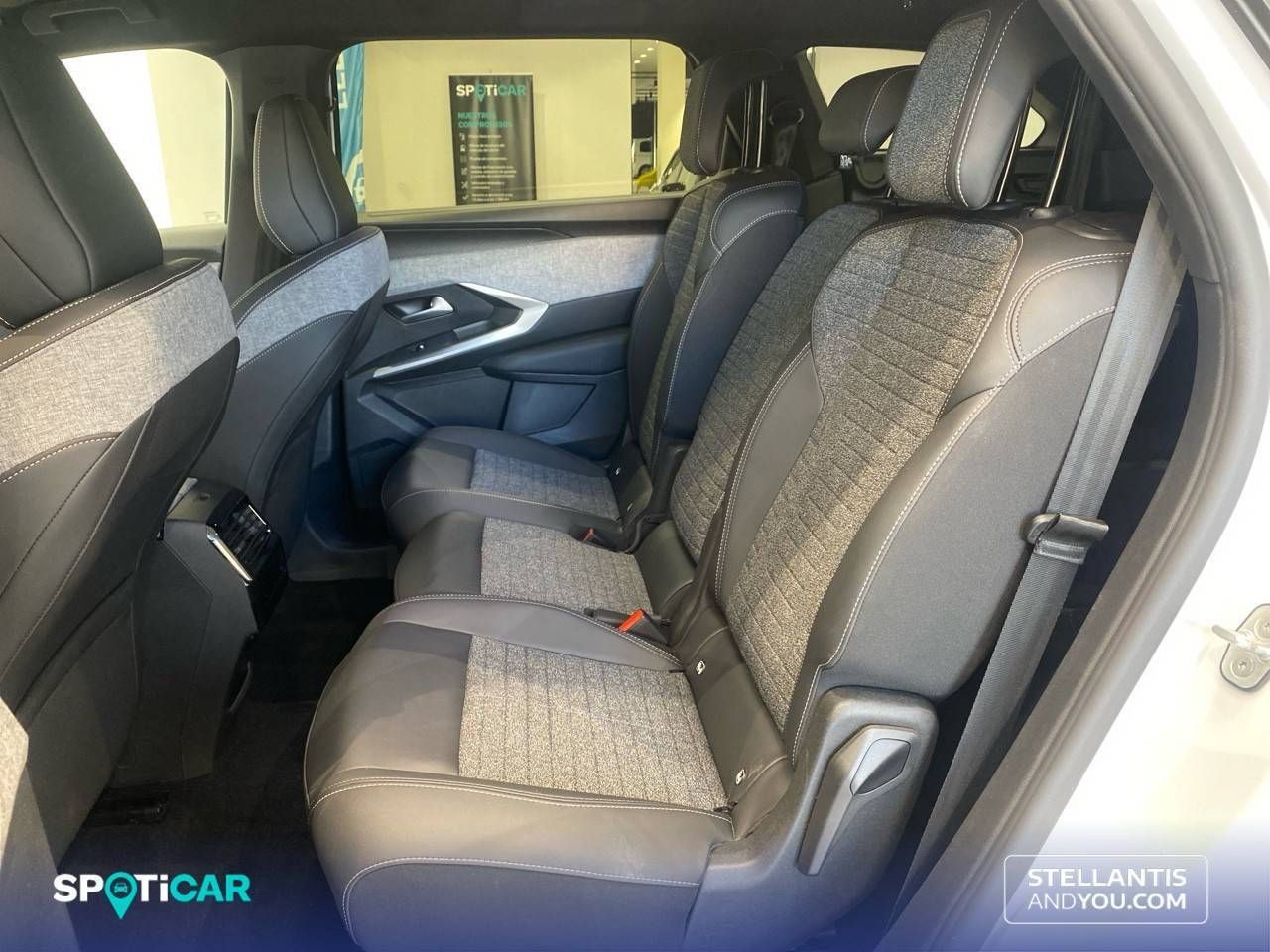 Peugeot 5008  1.2 107KW  eDCS6 Allure - Foto 11