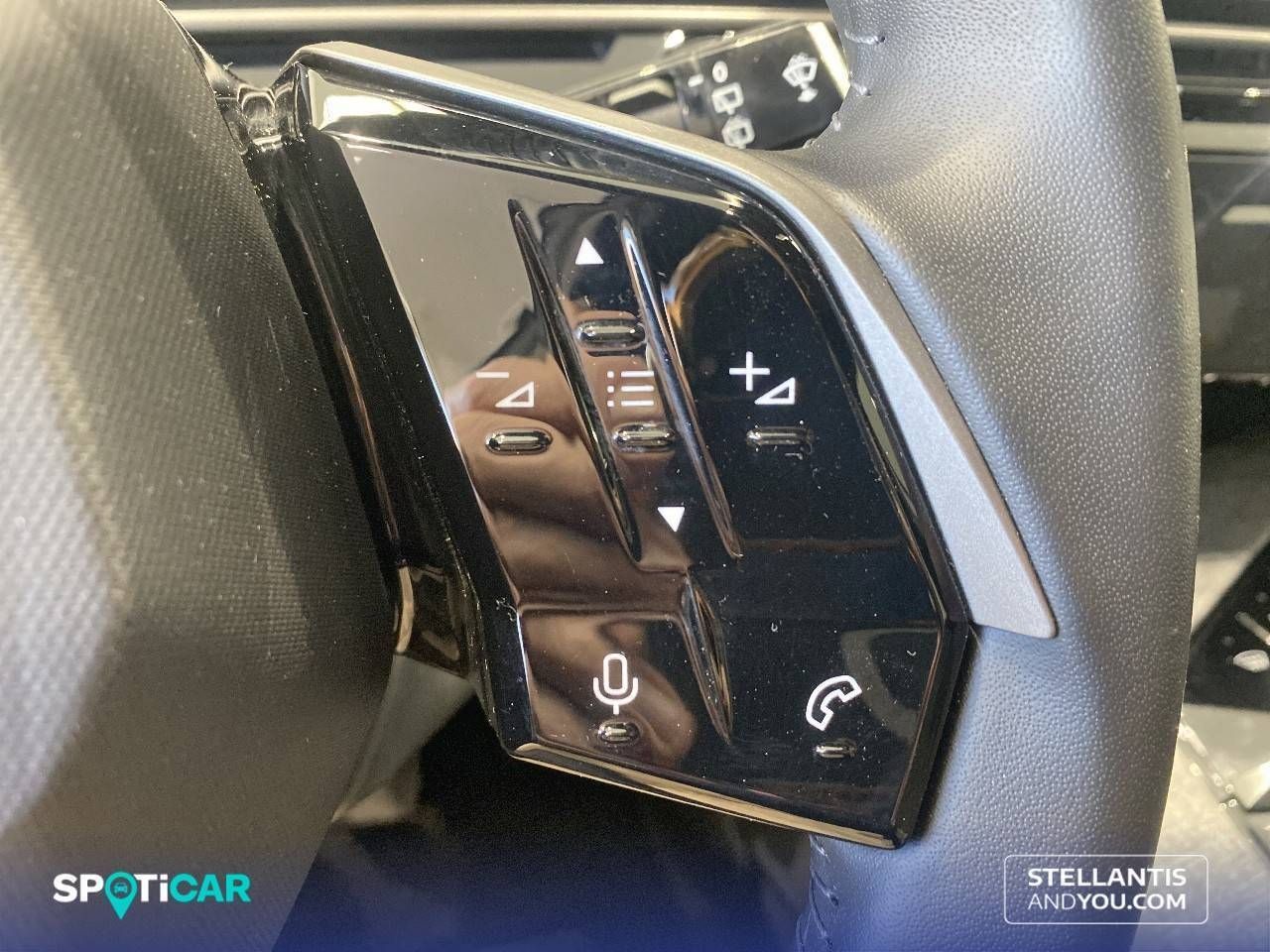 Peugeot 5008  1.2 107KW  eDCS6 Allure - Foto 23