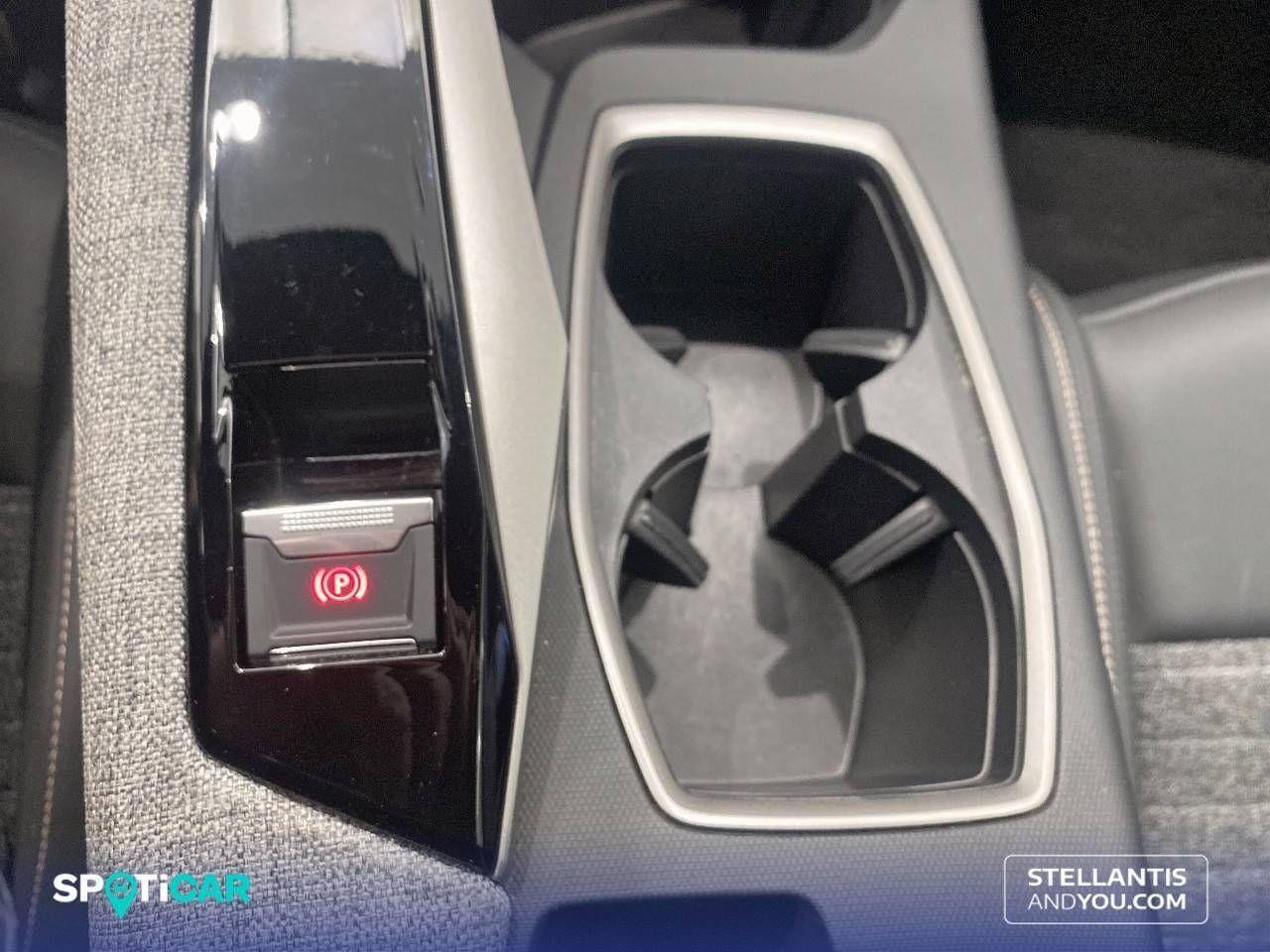 Peugeot 5008  1.2 107KW  eDCS6 Allure - Foto 16