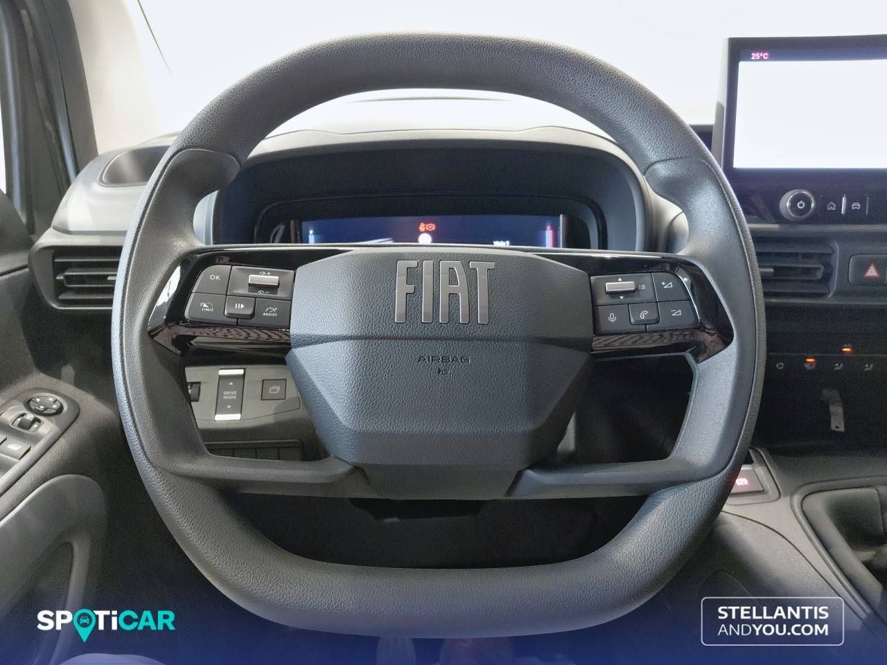 Fiat Doblò  1.5 75kW (100CV) diésel MT6 Talla M - - Foto 18