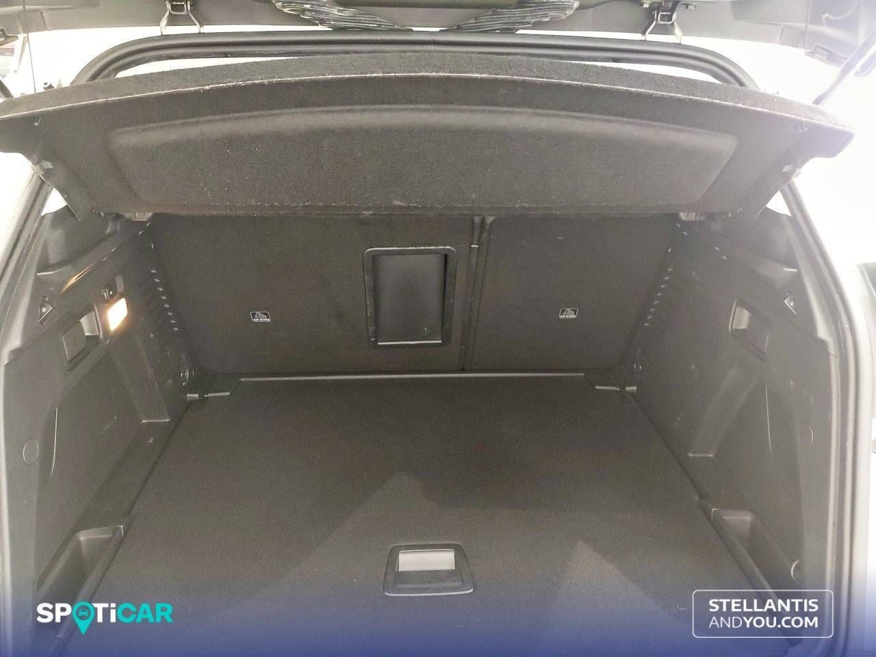 Peugeot 3008  1.5L BlueHDi 96kW (130CV) S&S Allure - Foto 7