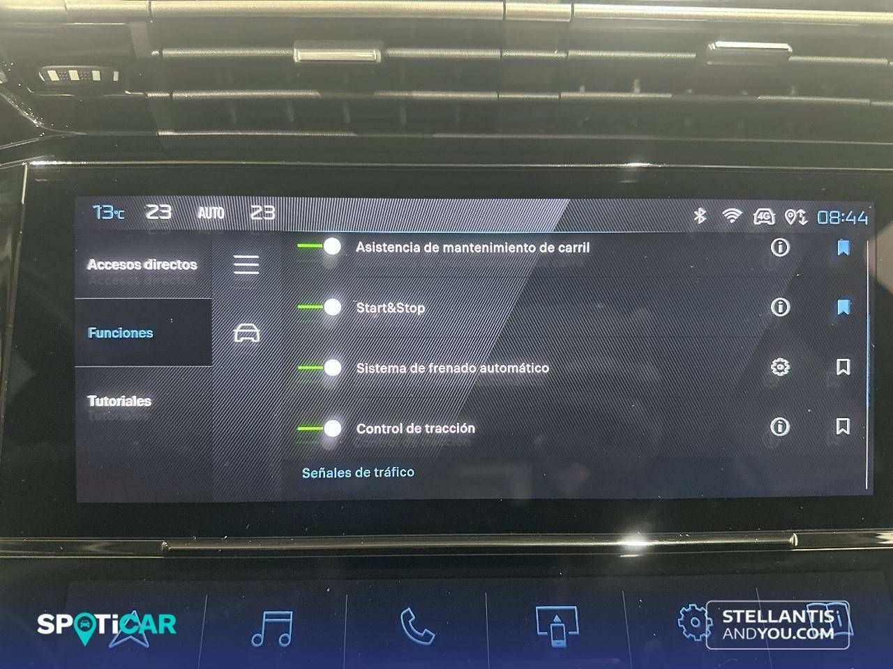 Peugeot 308  5P  BlueHDi 130 S&S EAT8 Allure - Foto 20