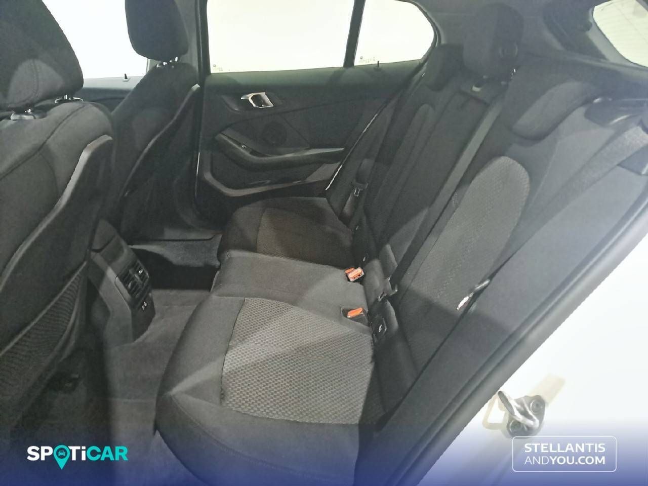 BMW Serie 1  116d Corporate Auto. Business - Foto 11