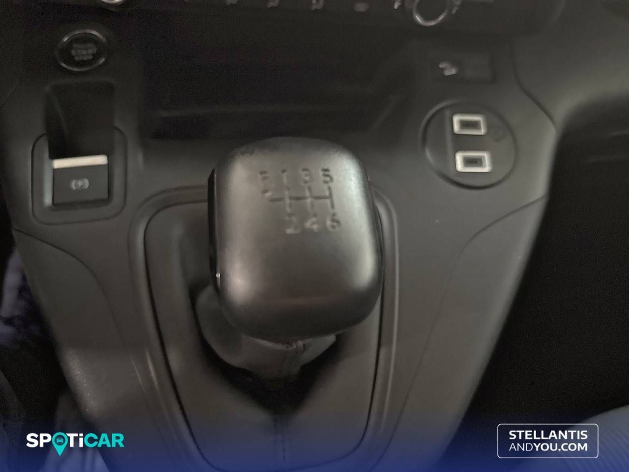 Fiat Doblò  1.5 75kW (100CV) diésel MT6 Talla M - - Foto 13