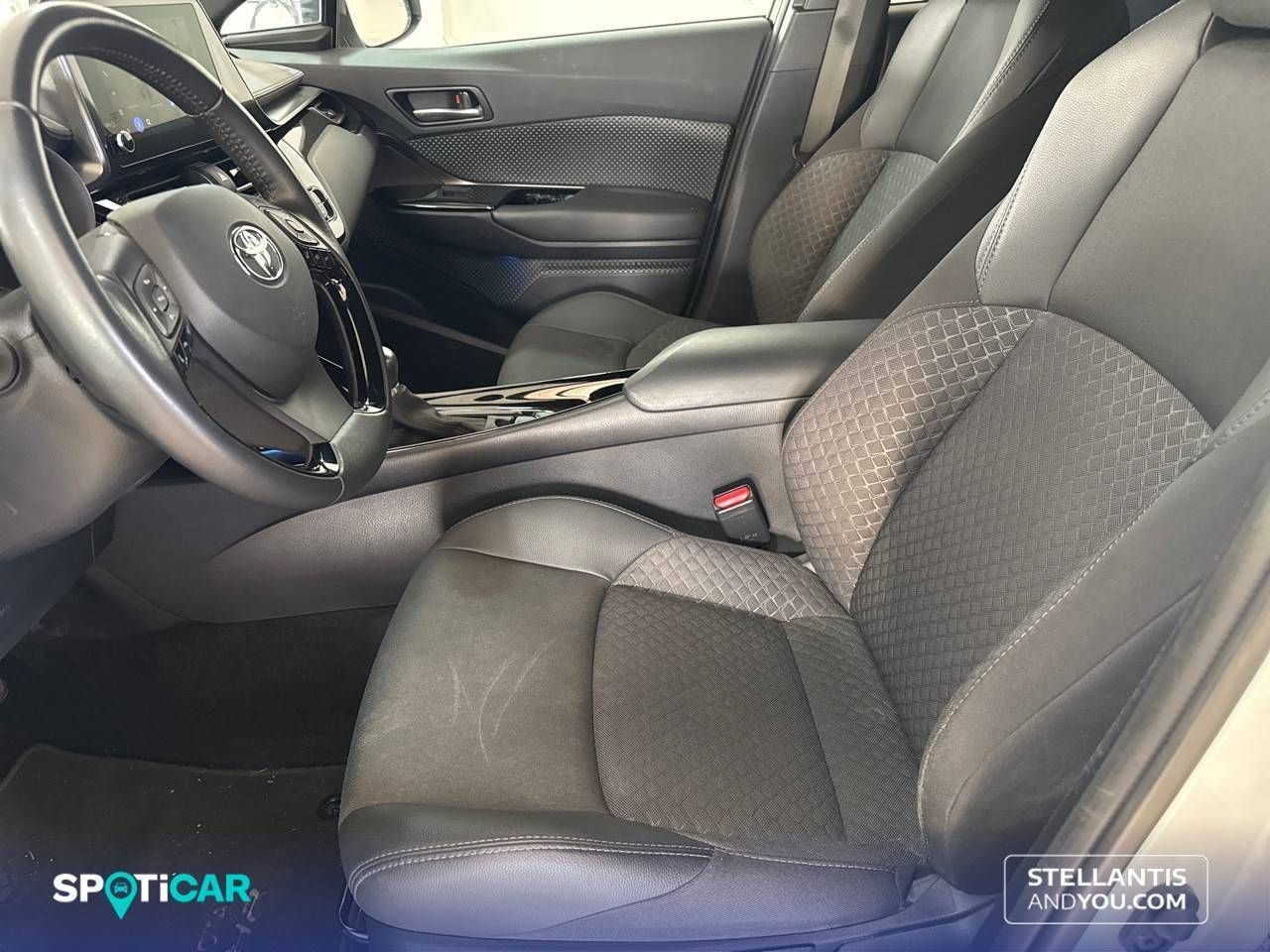 Toyota C-HR  2.0 180H Advance - Foto 10