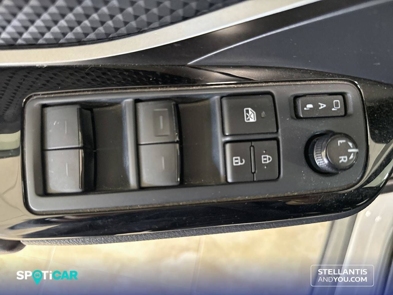 Toyota C-HR  2.0 180H Advance - Foto 13