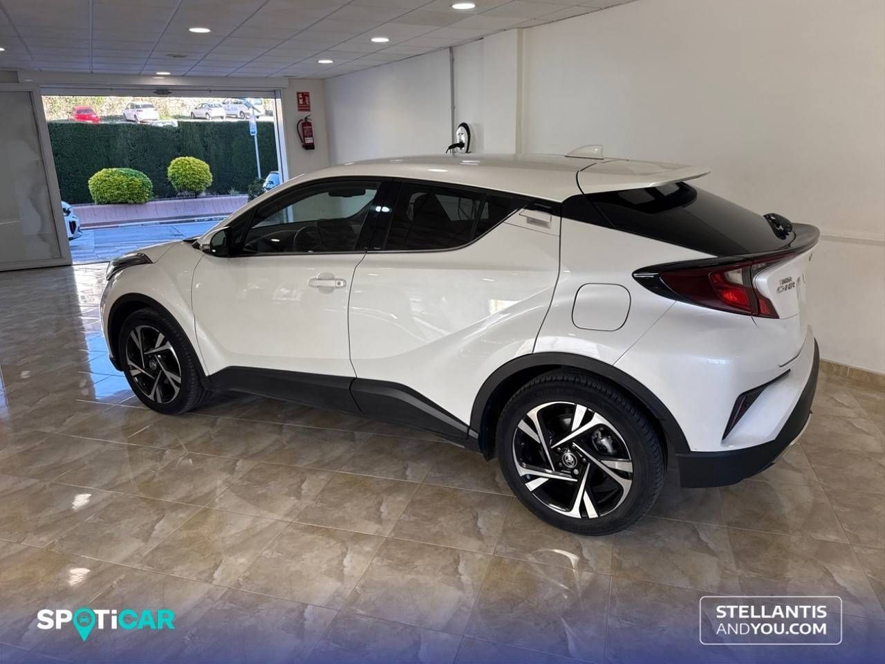 Toyota C-HR  2.0 180H Advance - Foto 8