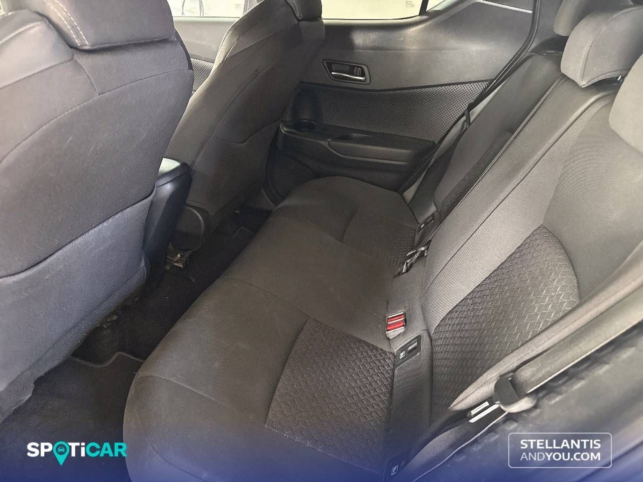 Toyota C-HR  2.0 180H Advance - Foto 11