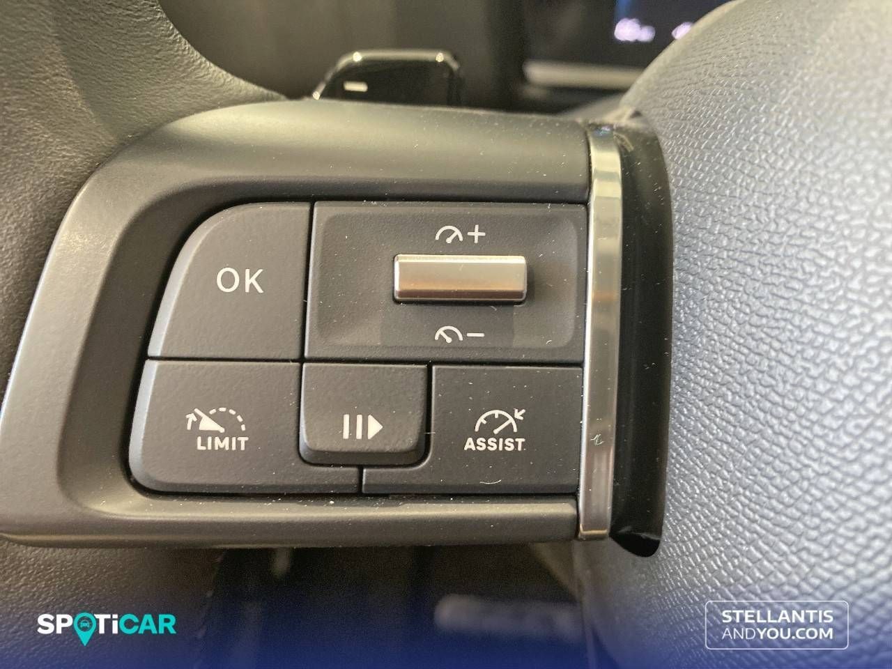 Citroën C4  Hybrid 136 e-DCS6 Plus - Foto 22