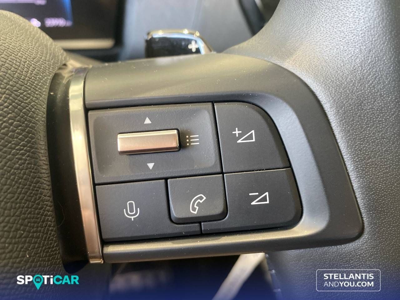 Citroën C4  Hybrid 136 e-DCS6 Plus - Foto 23