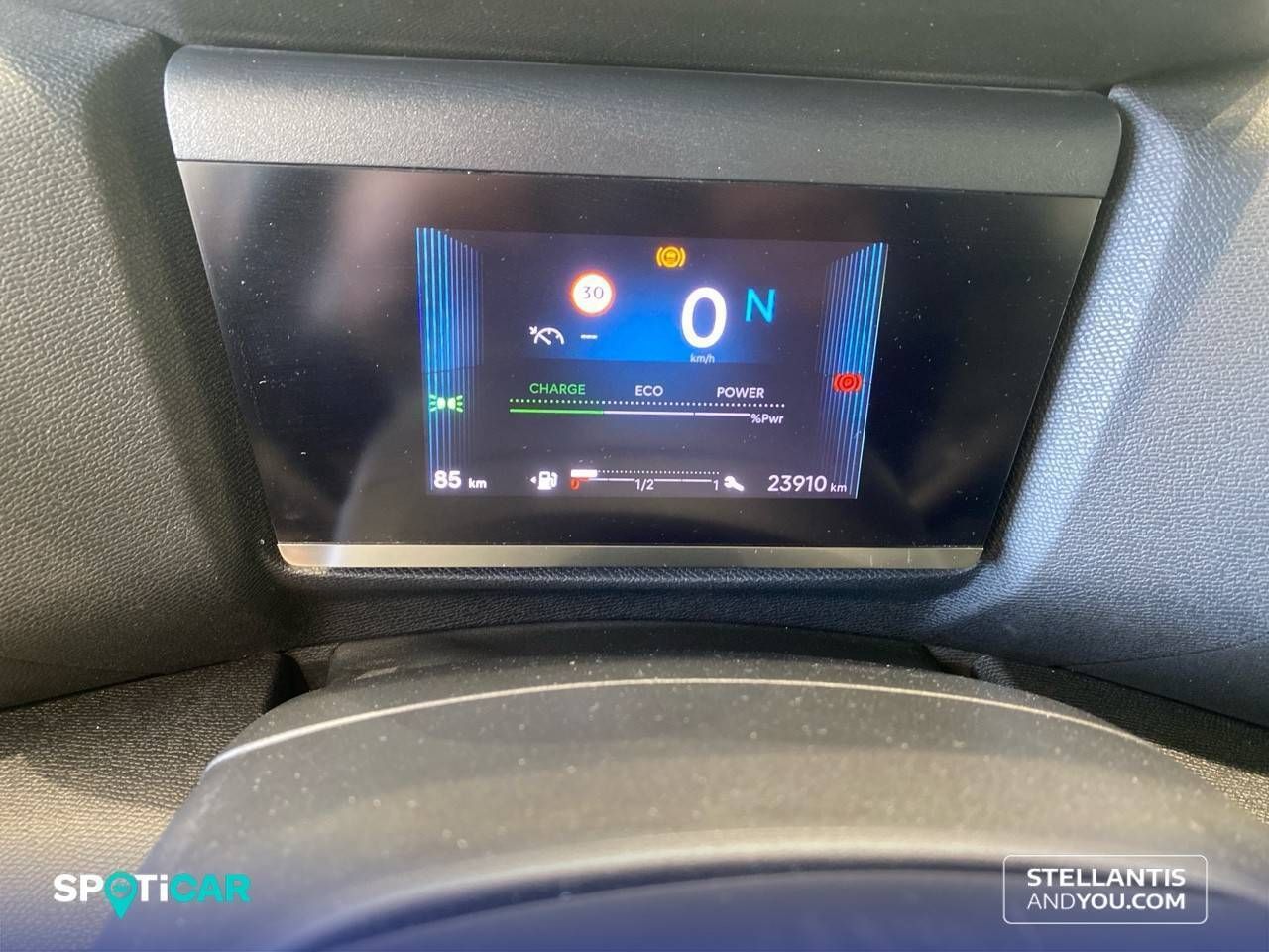 Citroën C4  Hybrid 136 e-DCS6 Plus - Foto 24