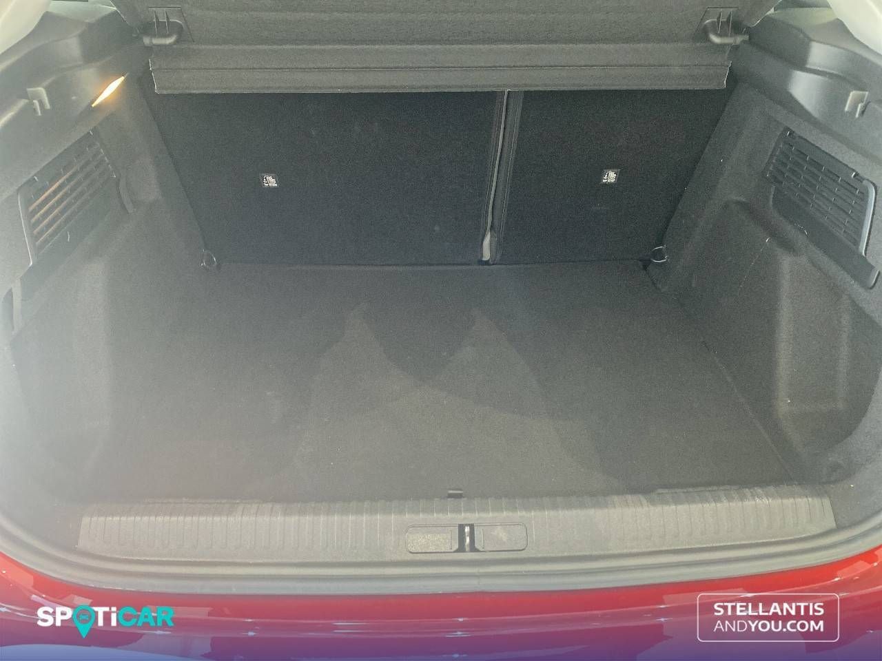 Citroën C4  Hybrid 136 e-DCS6 Plus - Foto 7