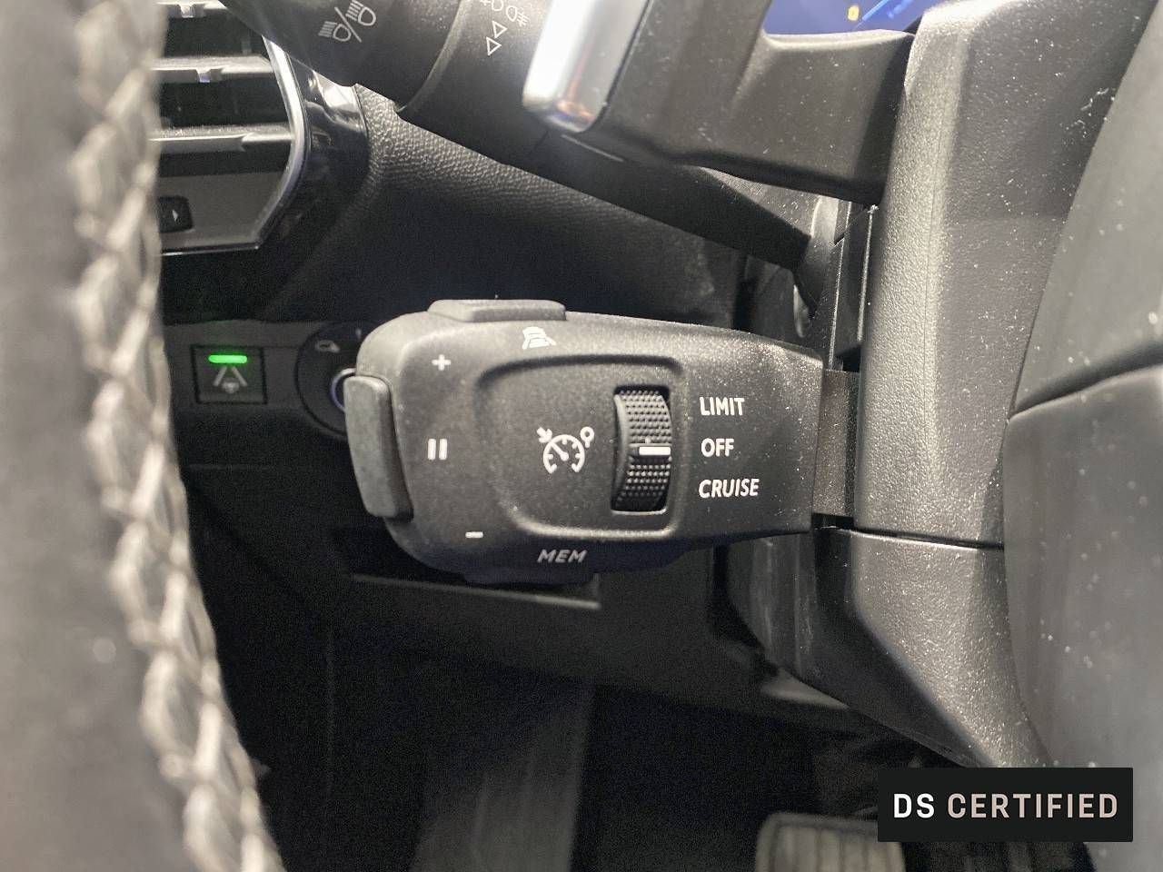 DS DS 7  BlueHDi DE 96kW (130CV) Auto. So Chic - Foto 23