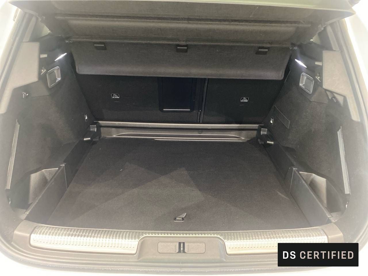 DS DS 7  BlueHDi DE 96kW (130CV) Auto. So Chic - Foto 7